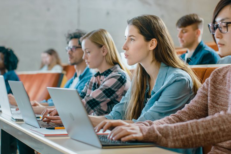 Critères d'acceptation au Village de l'Emploi